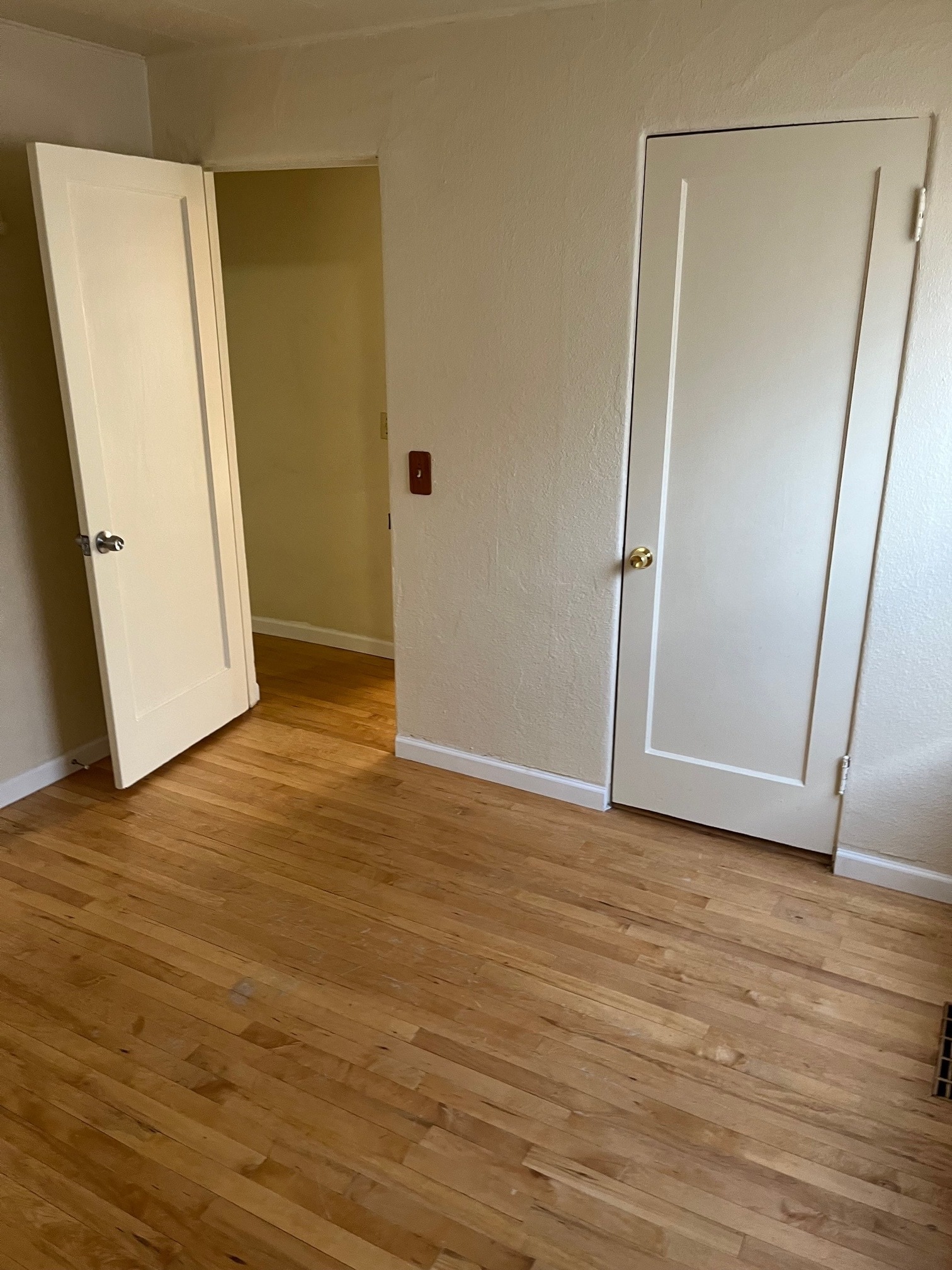 Building Photo - 1405 Worden Ave