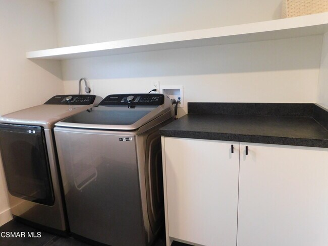 Building Photo - 30024 Quail Run Dr