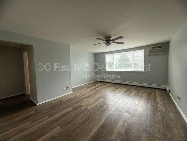 Building Photo - 316 N Warwick Ave