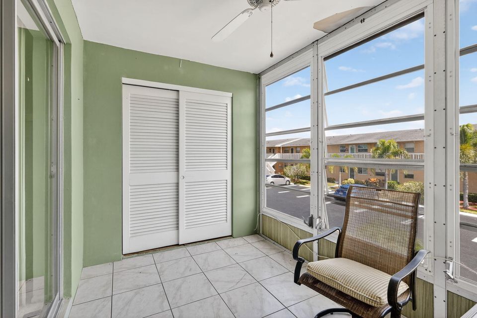 Building Photo - 2152 NE 1st Way