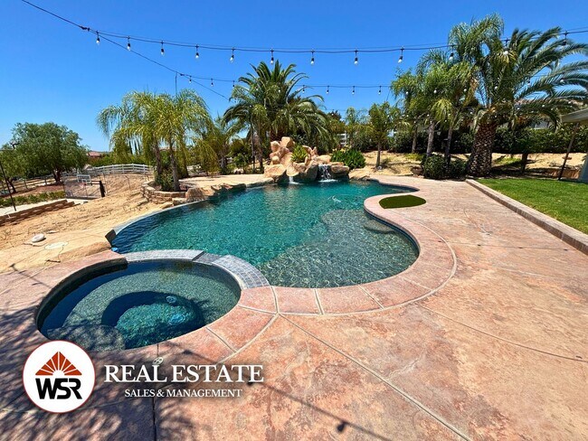 Building Photo - Beautifully upgraded LARGE home with a pool and basketball court in Mockingbird Canyon!