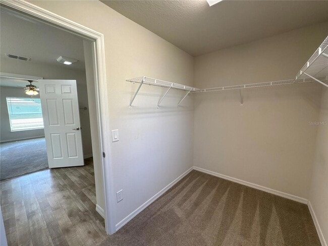 Building Photo - 15415 SW 34th Ave