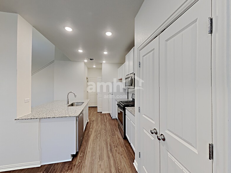 Building Photo - 356 Aspen Waters