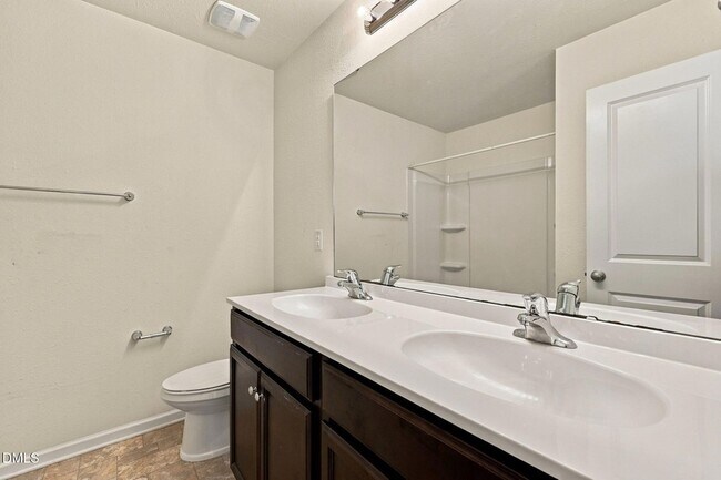 Building Photo - 58 Botanical Ct