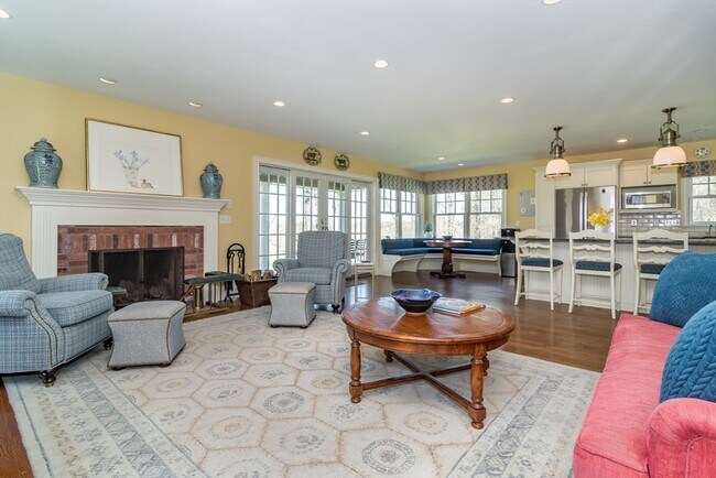 Building Photo - 25 Nason Hill Ln