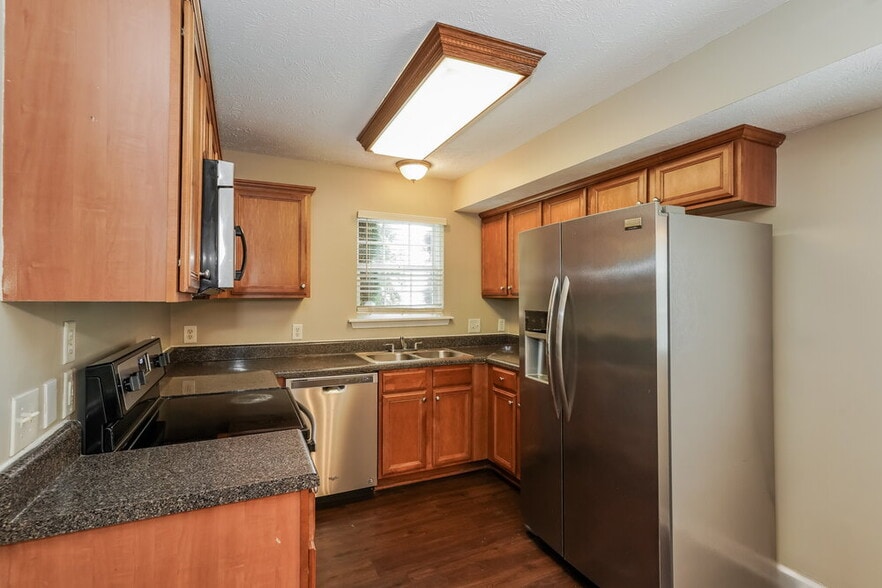 Building Photo - 3076 Ace Wintermeyer Dr