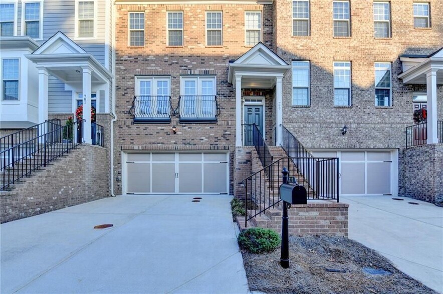 Building Photo - 777 Wexford Cove Way