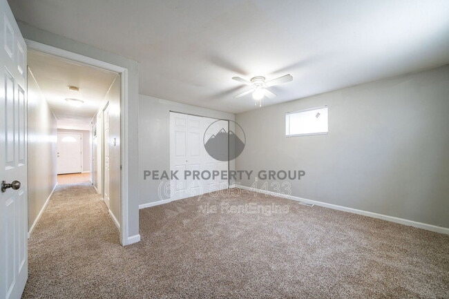 Building Photo - 511 Elsmere St