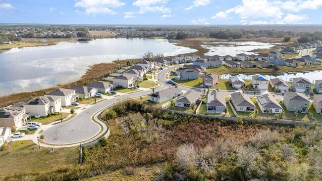 Building Photo - 812 Brooklet Dr