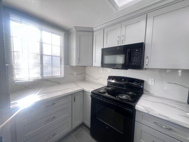Building Photo - STUNNING 1BD/1BA CONDO IN FREMONT CA!!!!