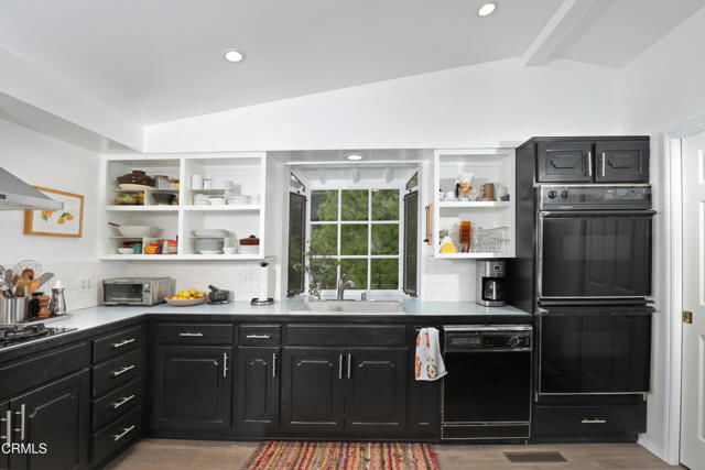 Building Photo - 400 Glenullen Dr