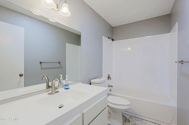 Building Photo - 8402 E Coronado Rd