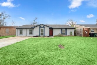 Building Photo - 4426 Brookfield Dr