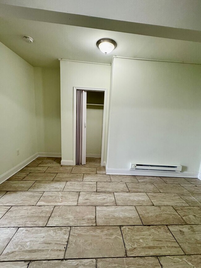 Building Photo - 1659 N 56th St