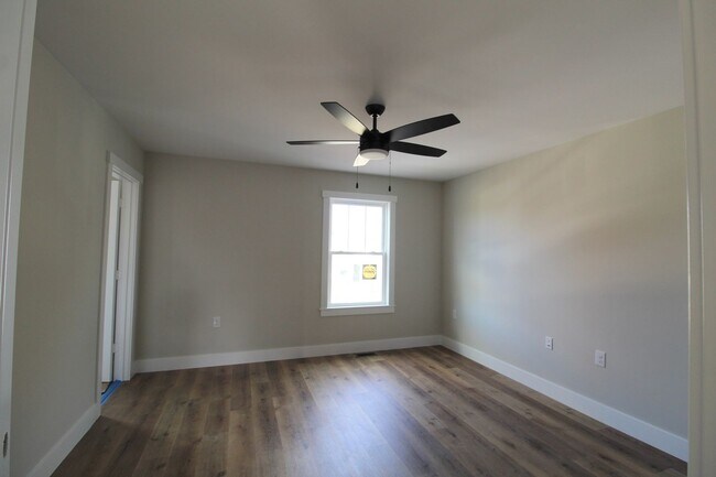 Building Photo - Brand new home in downtown Harrisonburg.