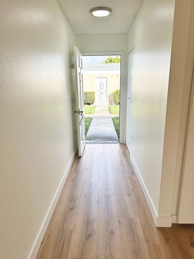 Interior Photo - Lynrose Manor