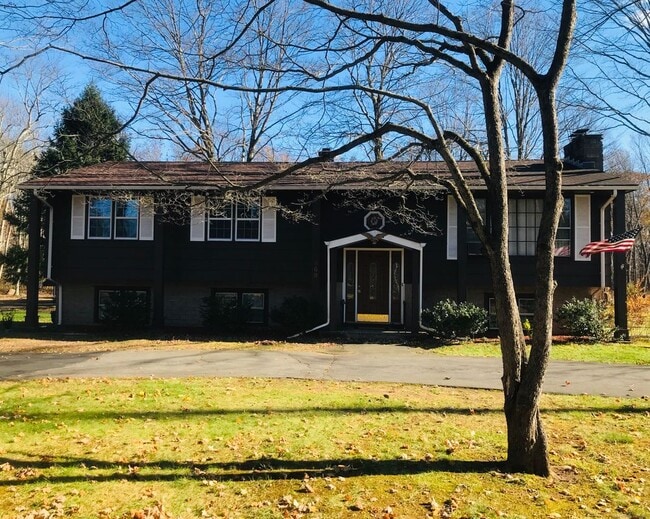 Primary Photo - 669 Still Hill Rd