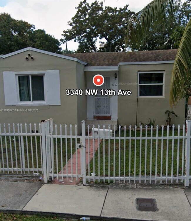 Primary Photo - 3340 NW 13th Ave