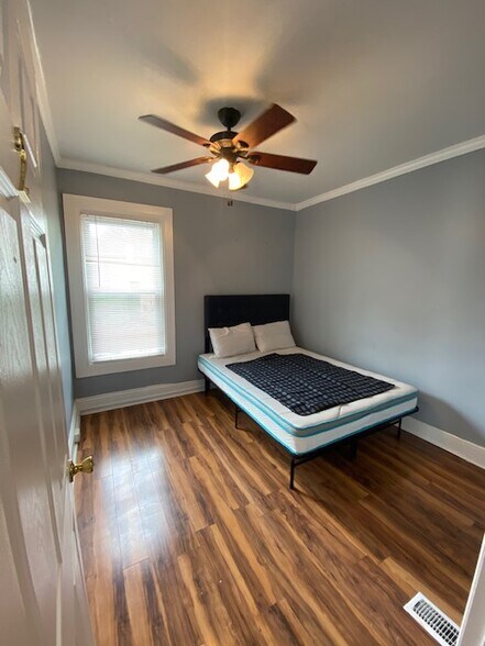 Building Photo - 229 Ashworth Pl