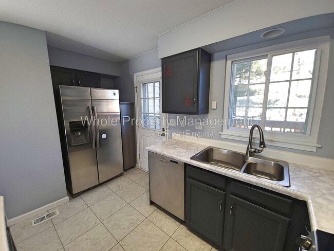 Building Photo - 10922 Bayfield Way