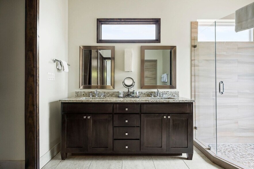 Building Photo - 2113 Barbaro Way