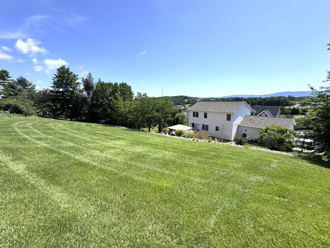 Building Photo - Single Family Home in Harrisonburg