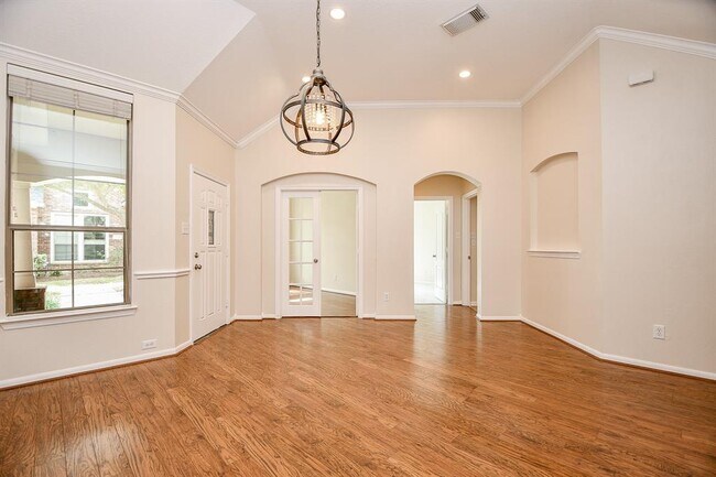 Building Photo - 3306 Silverbrook Ln