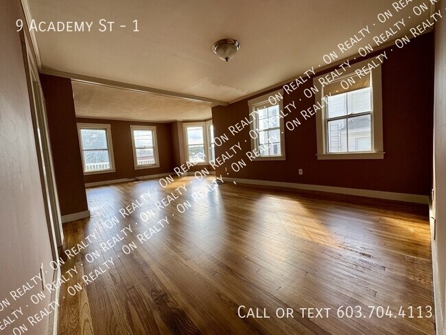 Building Photo - 9 Academy St