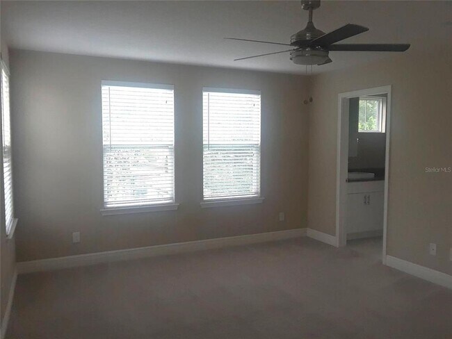 Building Photo - 1229 E Muriel St