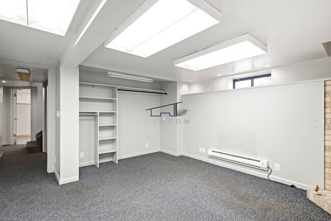 Building Photo - 1718 W 3300 S