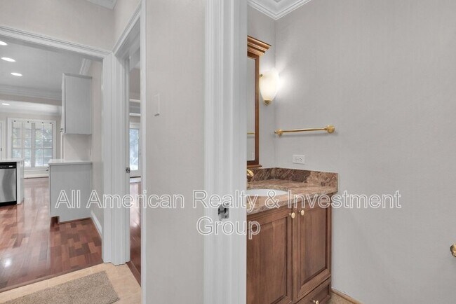 Building Photo - 1467 Oakmont Pl