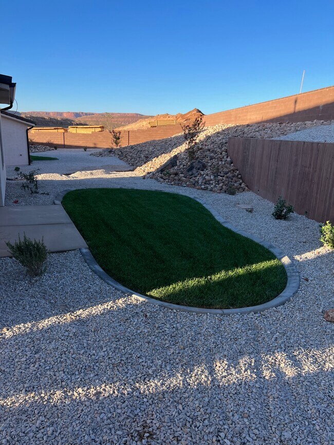Building Photo - 4170 Phobos Wy