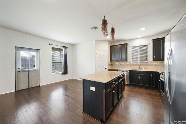 Building Photo - 9947 Cowboy Ln