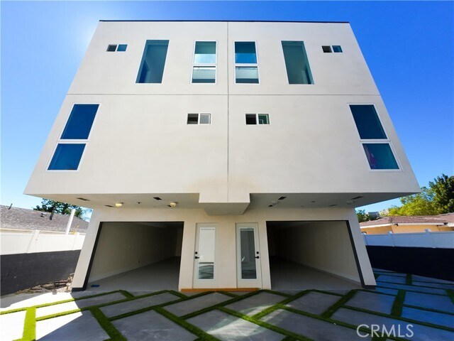 Building Photo - 6628 Camellia Ave