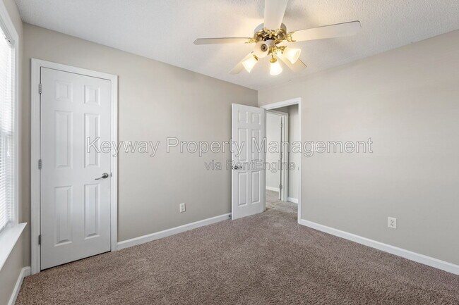 Building Photo - 5366 Angel Falls