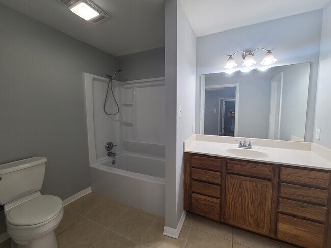 Building Photo - 61471 N 7th St