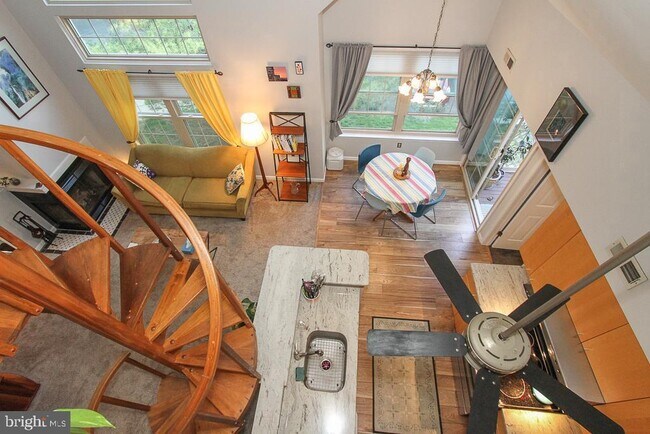 Building Photo - 310 Foxcroft Cir