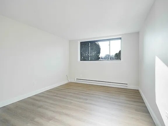 Building Photo - 38 Bayview Ter