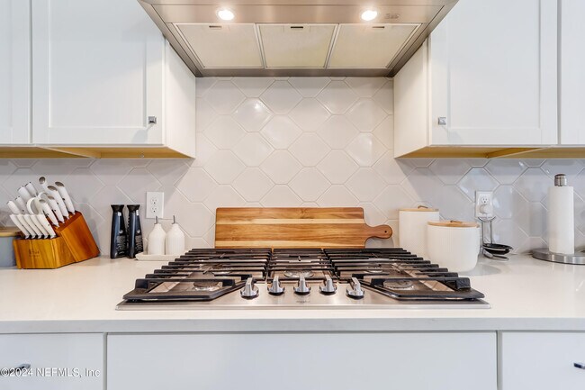 Building Photo - 295 Morning Mist Ln