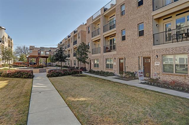 Building Photo - 1310 Palm Canyon Dr