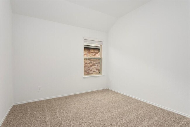 Building Photo - 20352 Tembec Dr
