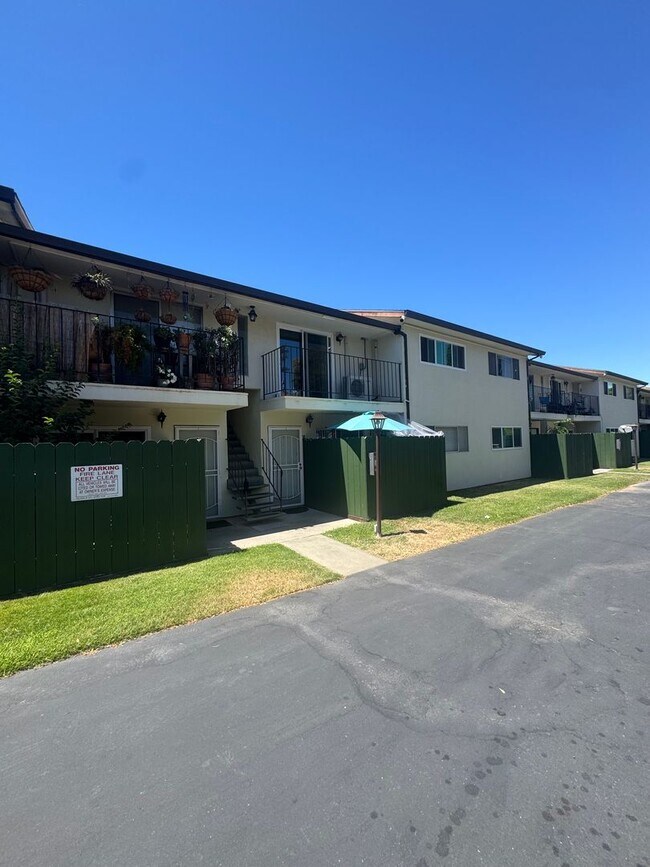 Primary Photo - Allegheny Pines Apartments