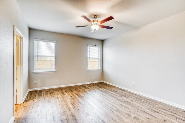 Building Photo - 7527 Tipton Meadow Way