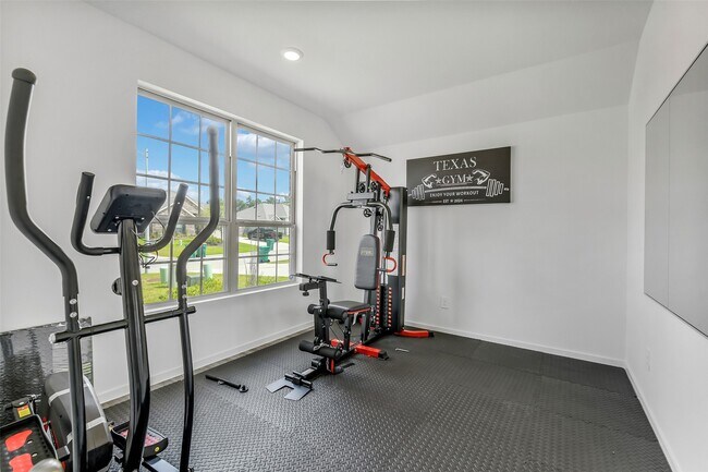 Building Photo - 3126 Stonebriar Dr