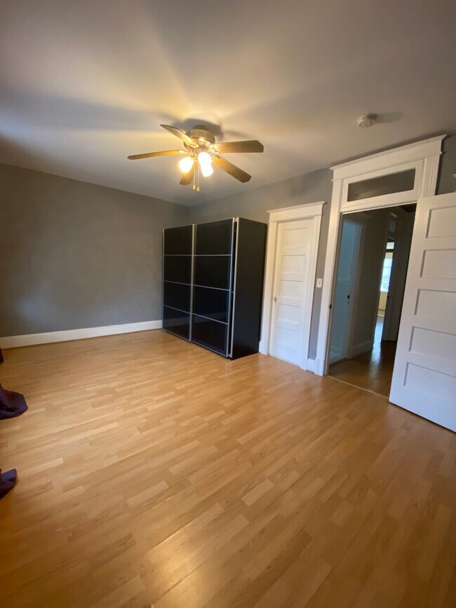 Building Photo - 1145 Morse St NE