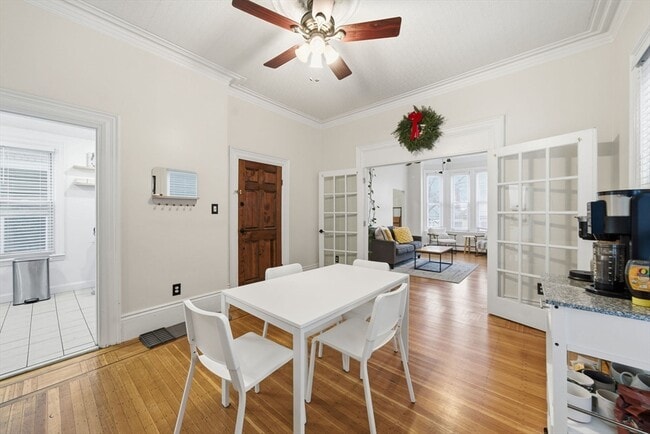 Building Photo - 126 Lexington St