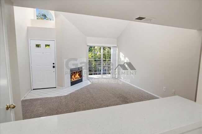 Building Photo - 24131 Del Monte Dr.