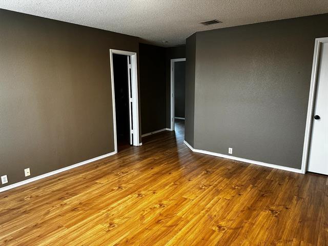 Building Photo - 1401 Kilkenny Dr