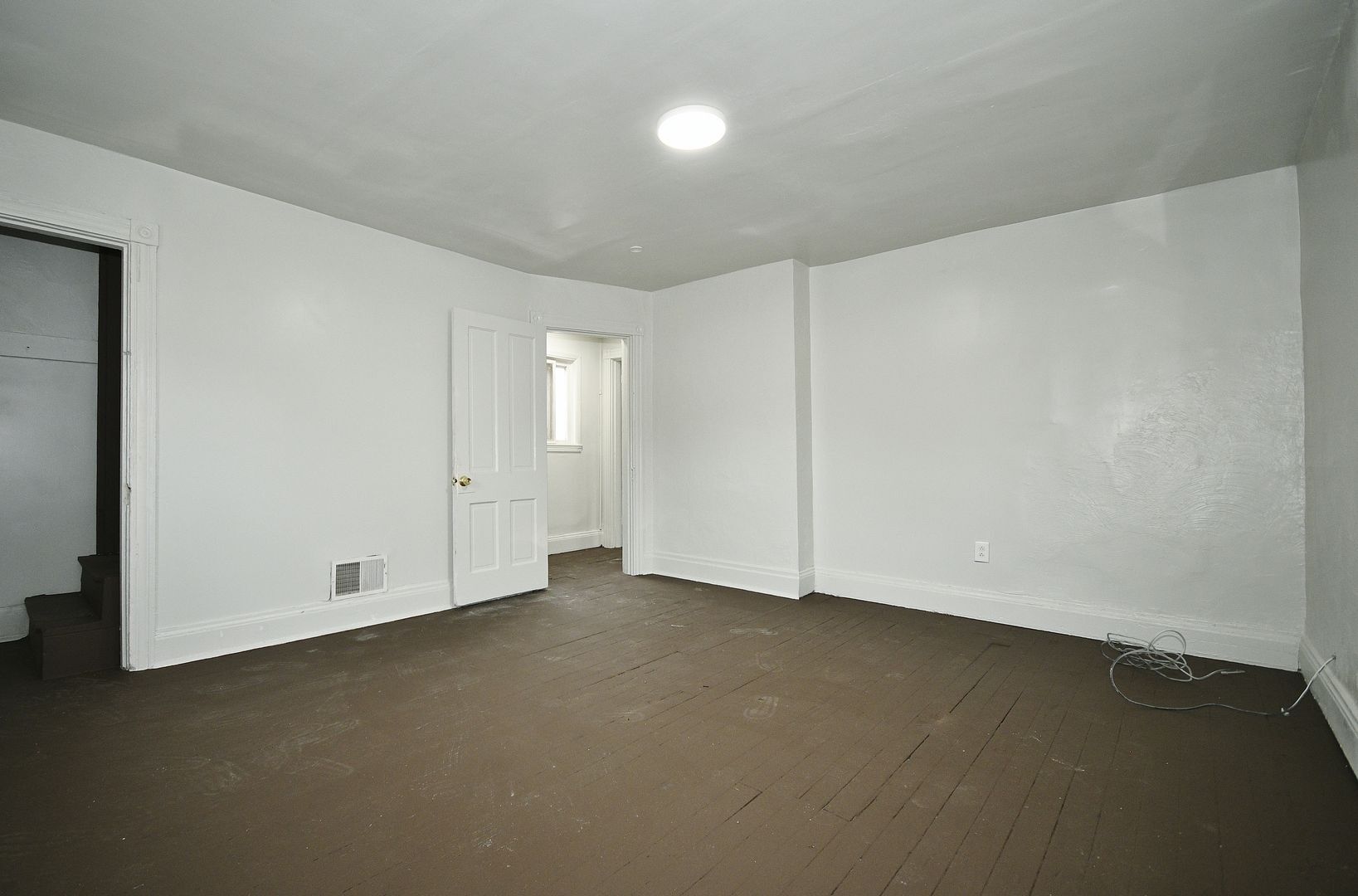 Building Photo - 1243 Evans Ave