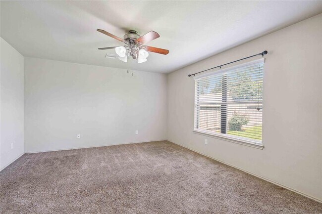 Building Photo - 7218 Alava Dr